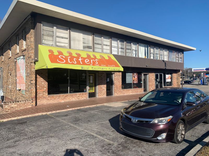 Sisters of the New South - Savannah