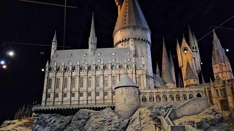 Hogsmeade & Hogwarts Sites – Harry Potter, UK