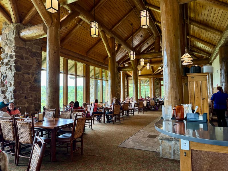 Mather Lodge Restaurant – Petit Jean Mountain Comfort Buffet