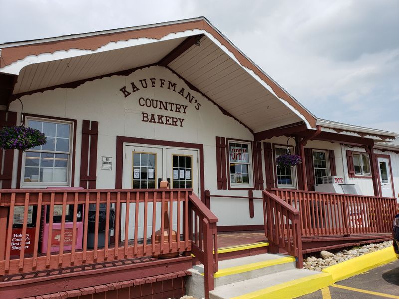 Kauffman's Country Bakery (Millersburg)