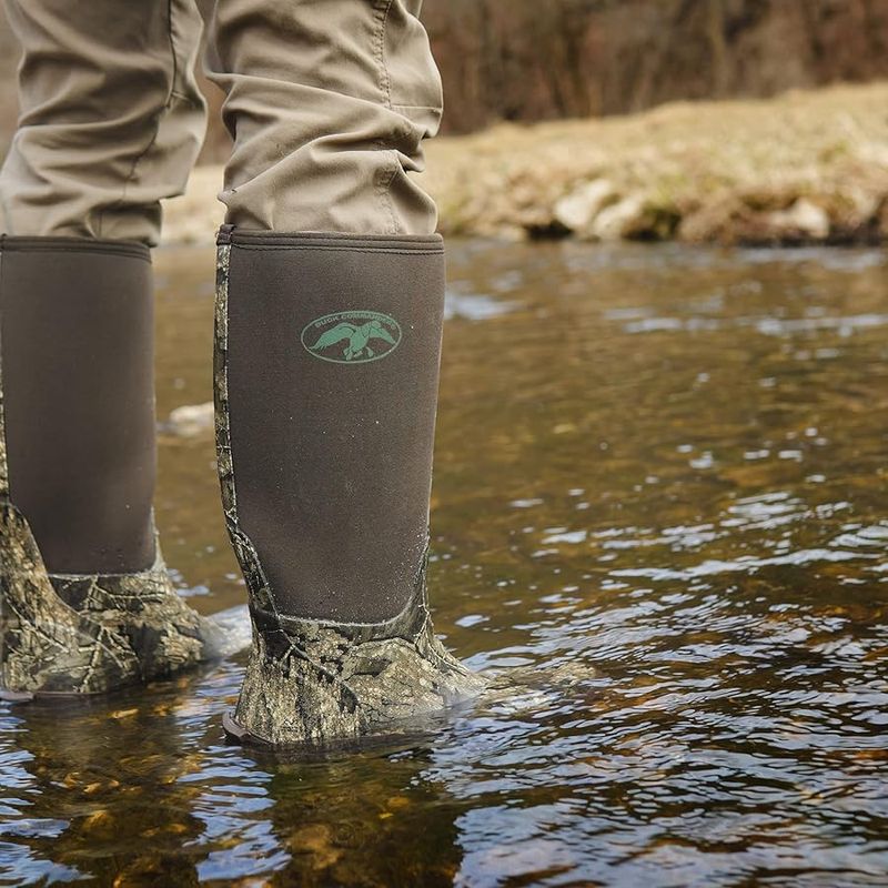 HOT SHOT Duck Commander Hunting Boot