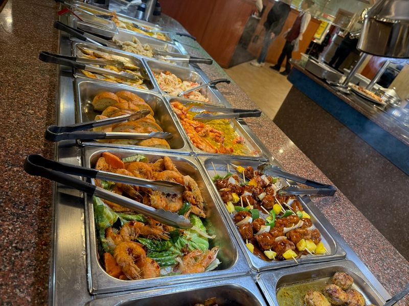 New China Buffet & Grill – Des Moines’ Classic Asian-American Comfort