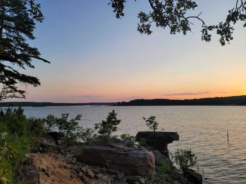 Hidden Beaches Around the Globe — Quiet Sands Await