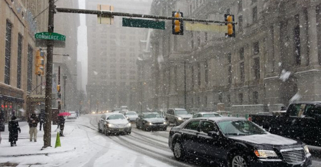 Historic Winter Storm Could Dump Over a Foot of Snow on Washington, D.C. and New York City This Weekend
