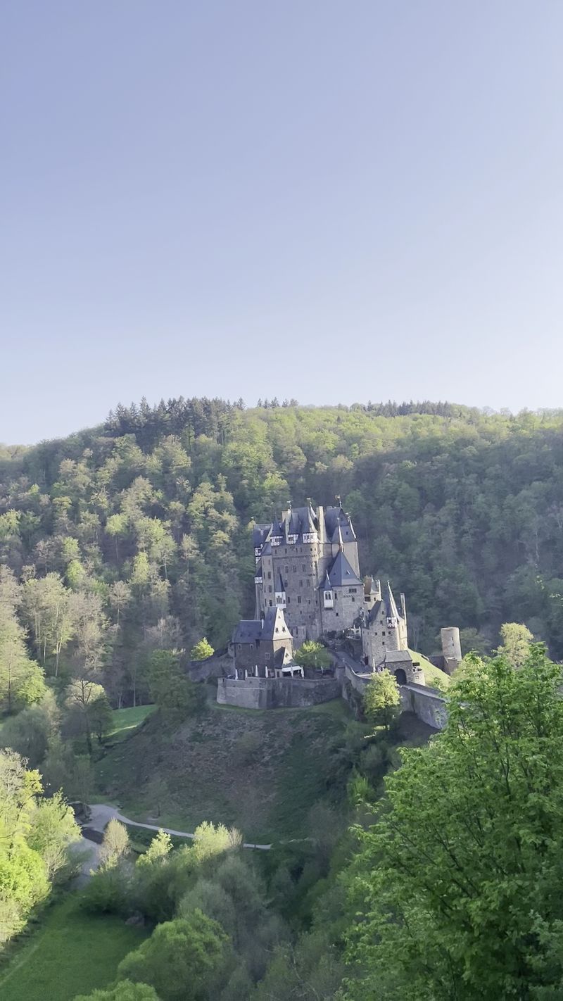 Burg Eltz — Medieval Masterpiece in the Moselle Forest