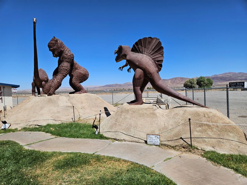 Diner-Saurus Park Detour