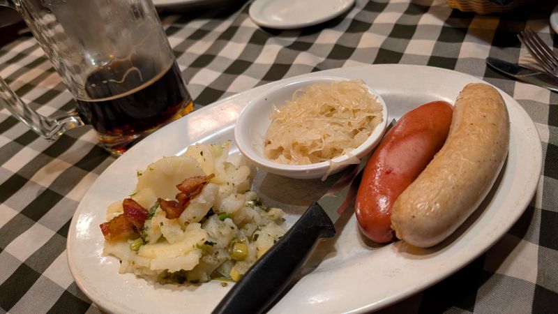 Classic Bratwurst Plate