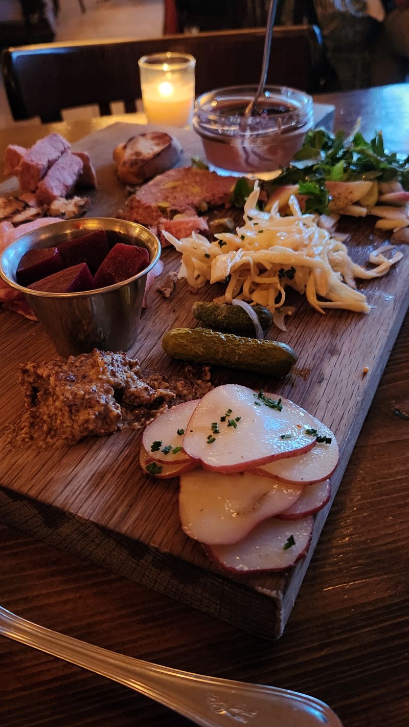 What To Expect On A Saturday Night