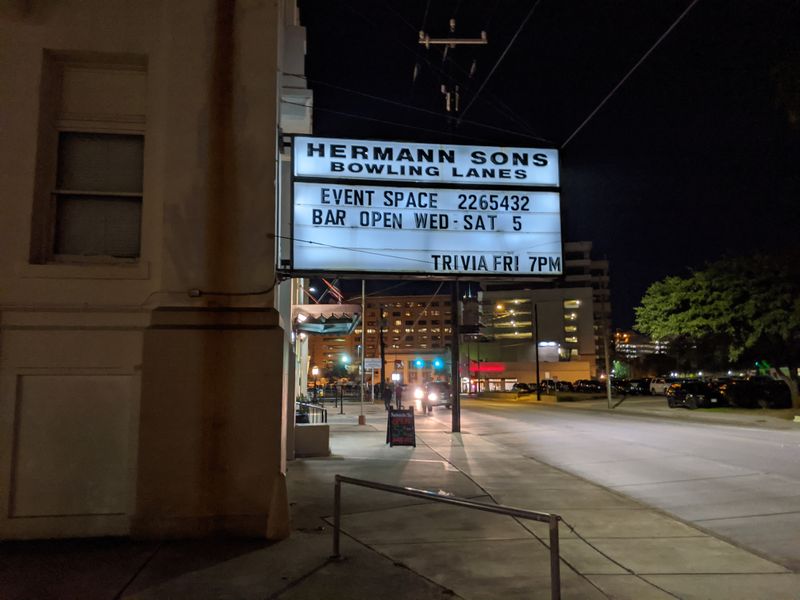 Hermann Sons Hall – Rathskeller Bar (Downtown)