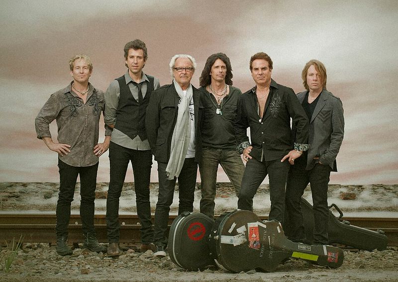 Waiting for a Girl Like You — Foreigner (1981)