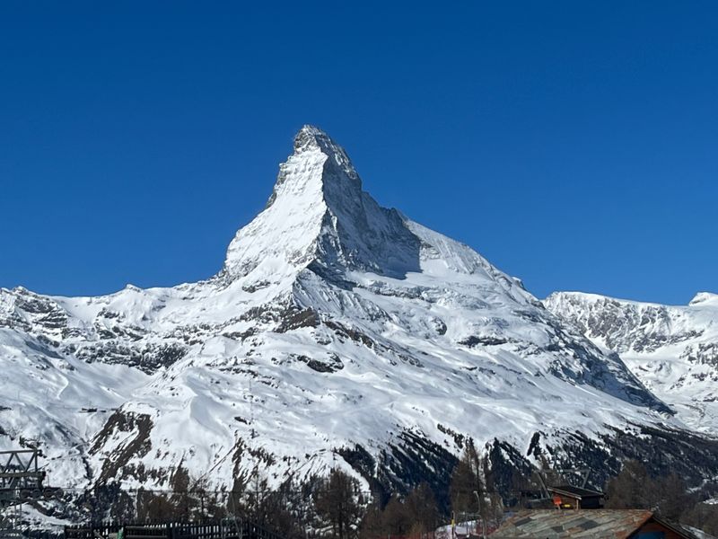 Swiss Alps, Switzerland — Classic Mountain Majesty