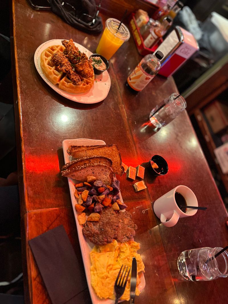 Coffee, Refills, and the No-Liquor FYI