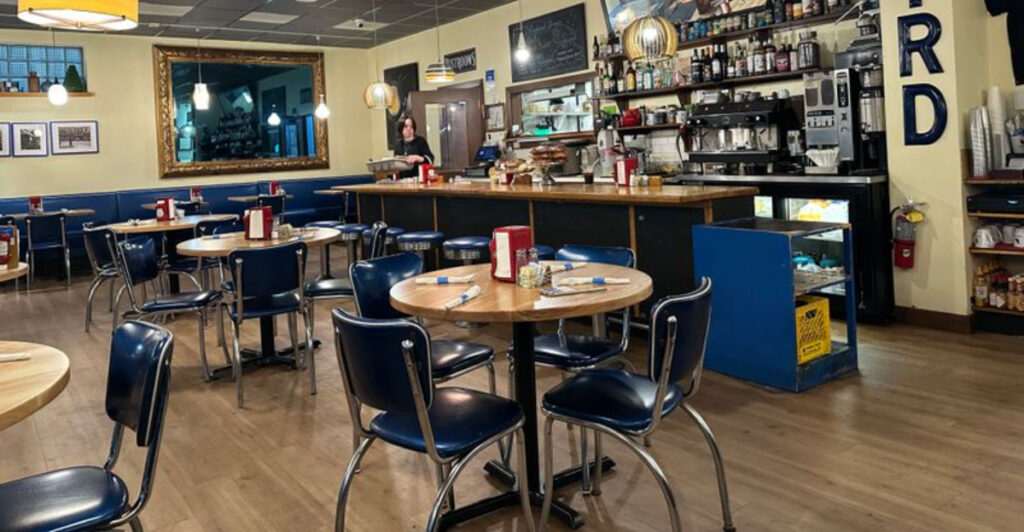 Iowa Diner Where Old-School Charm Meets Seriously Good Food