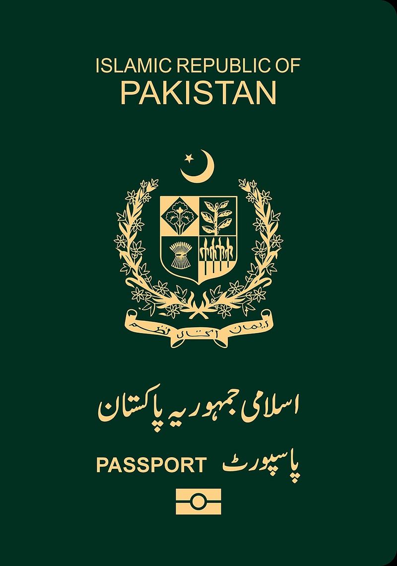 Pakistan – 31 visa-free destinations 