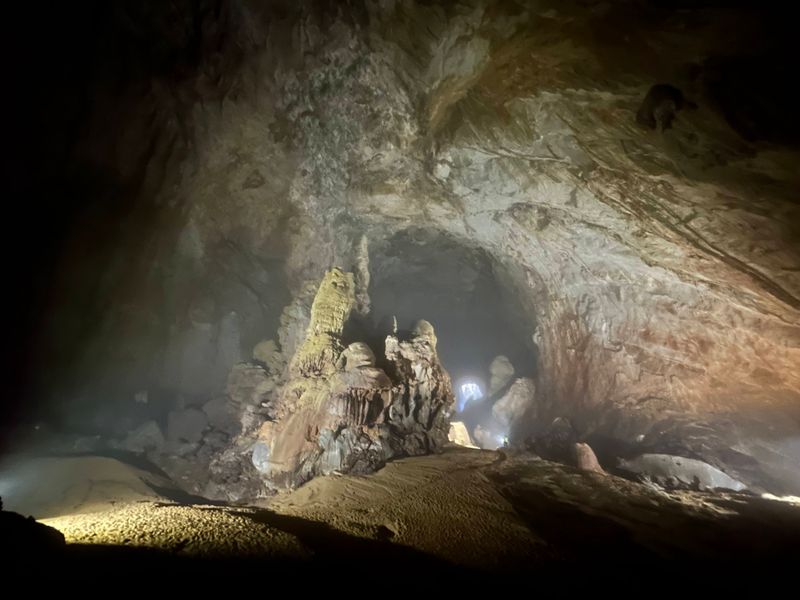 People compare it to fitting a Manhattan/NYC block inside