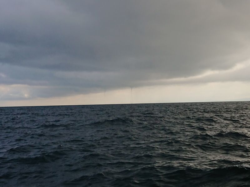 Why the Sea of Japan side gets hammered while the Pacific side can be sunny