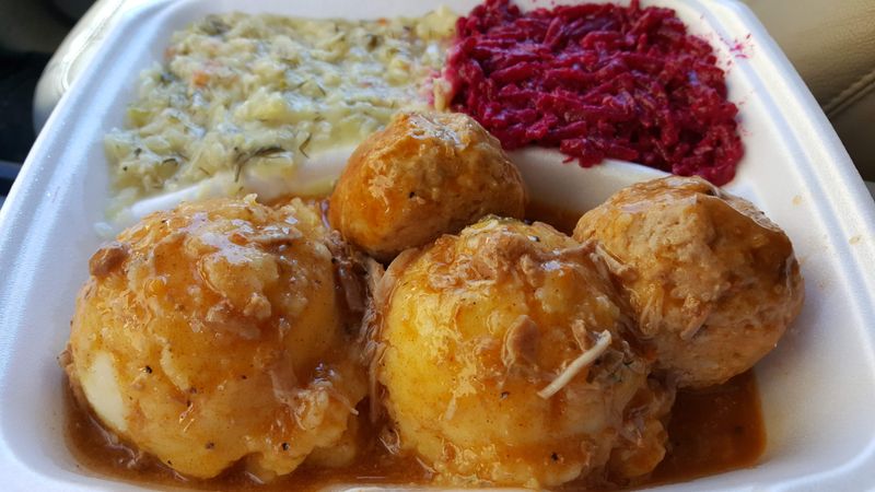 Montrose Deli (Chicago) - Polish market with a hot-food reputation