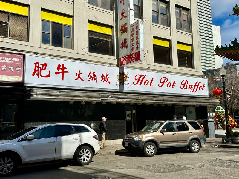 Hot Pot Buffet (Downtown/Chinatown)