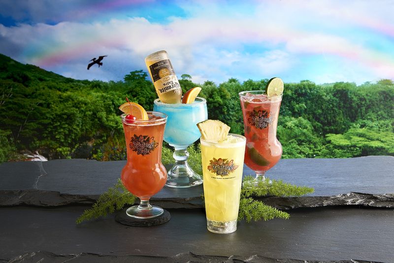 Cocktails, Mocktails, And Light Up Cups