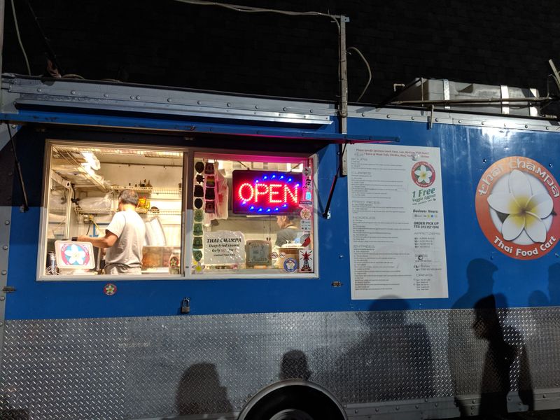 Thai Champa (Portland) - the late-night Thai truck locals swear by