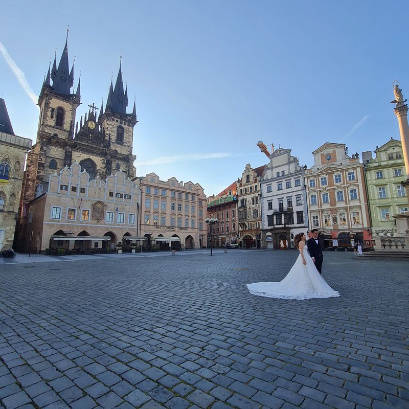 Prague, Czech Republic — Fairytale Streets & Slow Strolls