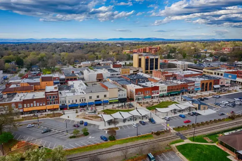 Hickory, North Carolina — Affordable Living in the Foothills