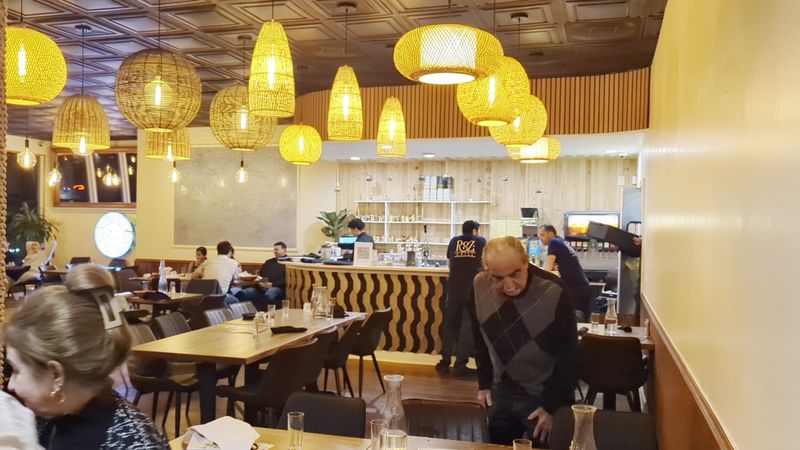 Roz Grill - Charlotte