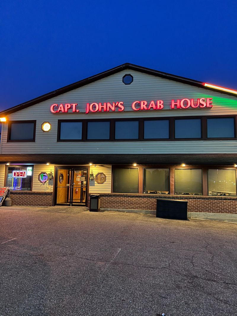 Captain John’s Crab House — Newburg, MD