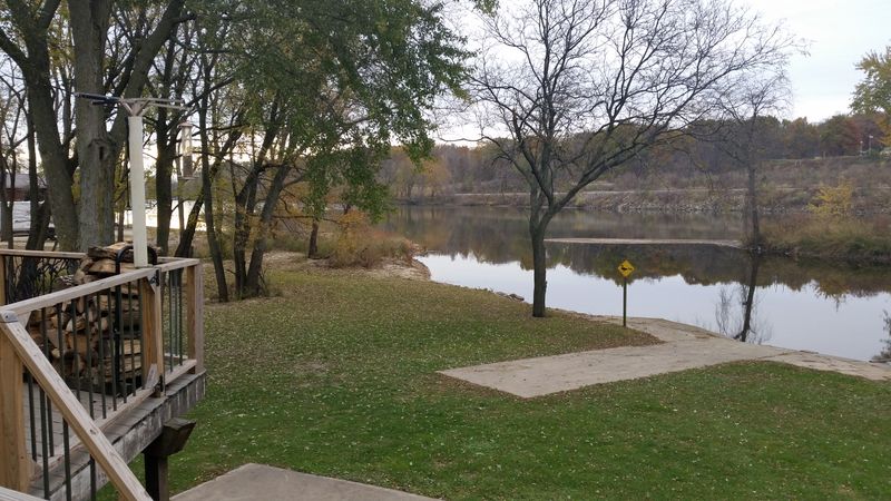 Coffee-to-wave mornings