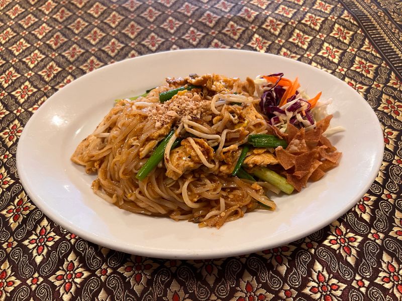 Signature Pad Thai Breakdown