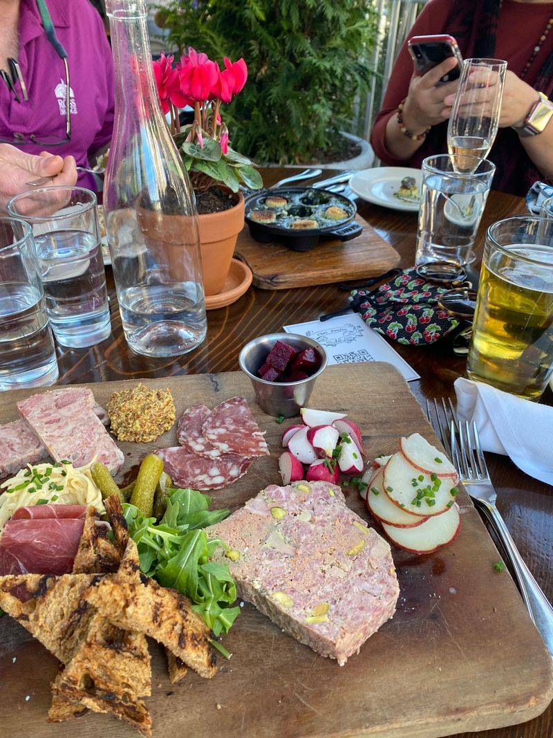 A Guide To Reservations And Timing