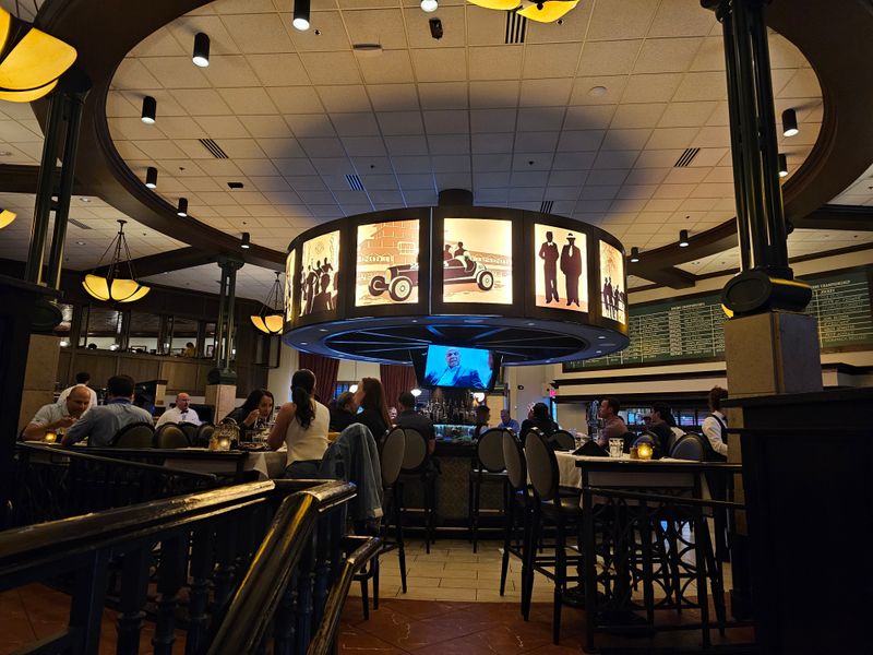 Cocktail Program and Bar Energy