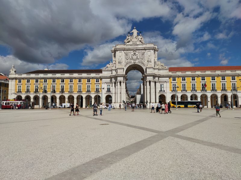 Lisbon, Portugal — Easy English & Historic Streets
