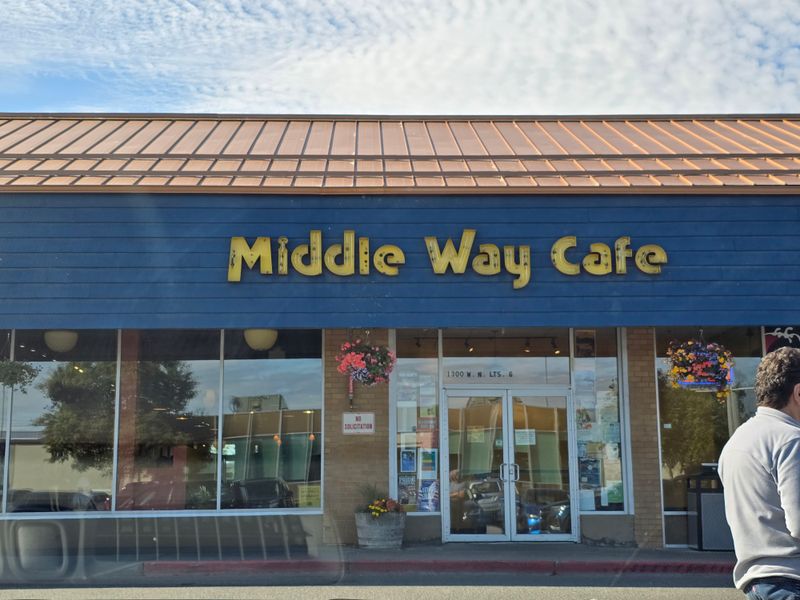 Middle Way Cafe