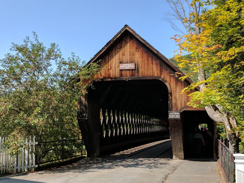 Woodstock Middle Covered Bridge
