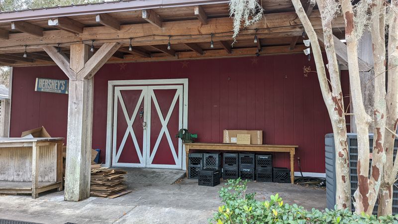 The Amish Country Store Inc. (Largo): Deli sandwiches + Pennsylvania Dutch grocery treasures