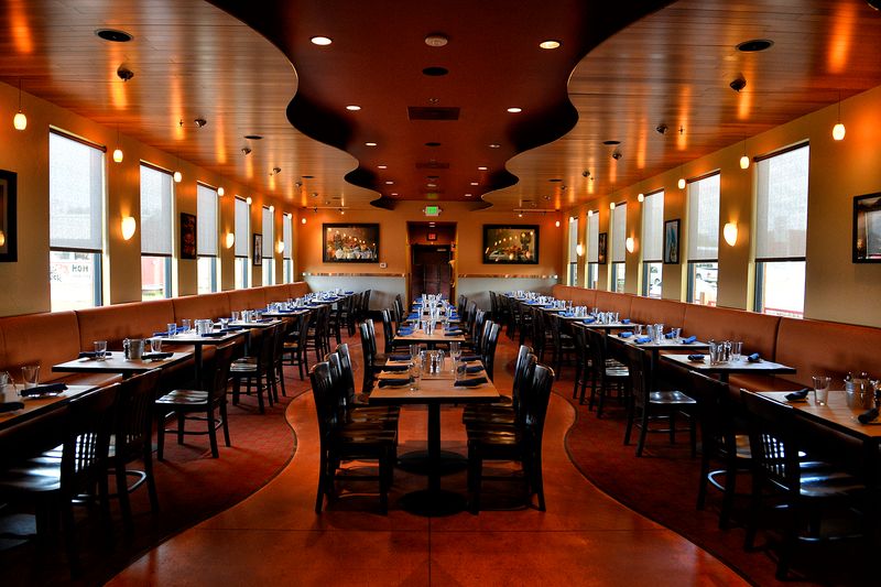 Bridge Seafood Restaurant / The Bridge Company (Anchorage)