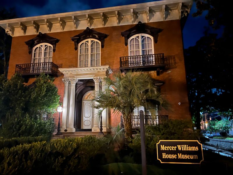 Savannah, Georgia - Mild Weather & Historic Charm