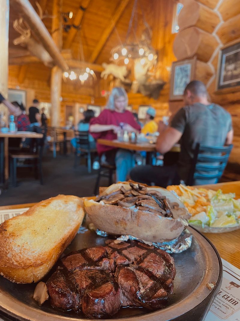 Perfectly Charred Filet Mignon