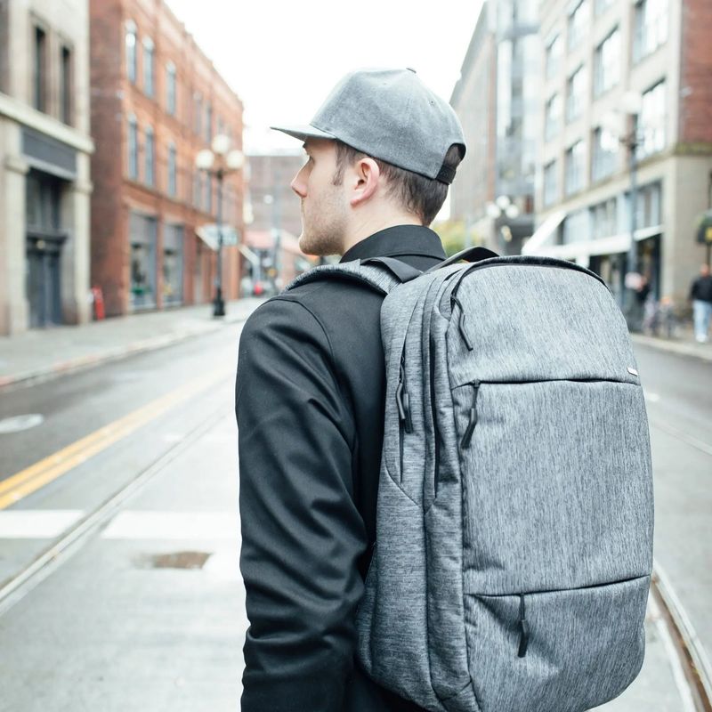 Incase City Backpack (24L): Clean tech pack with proper structure