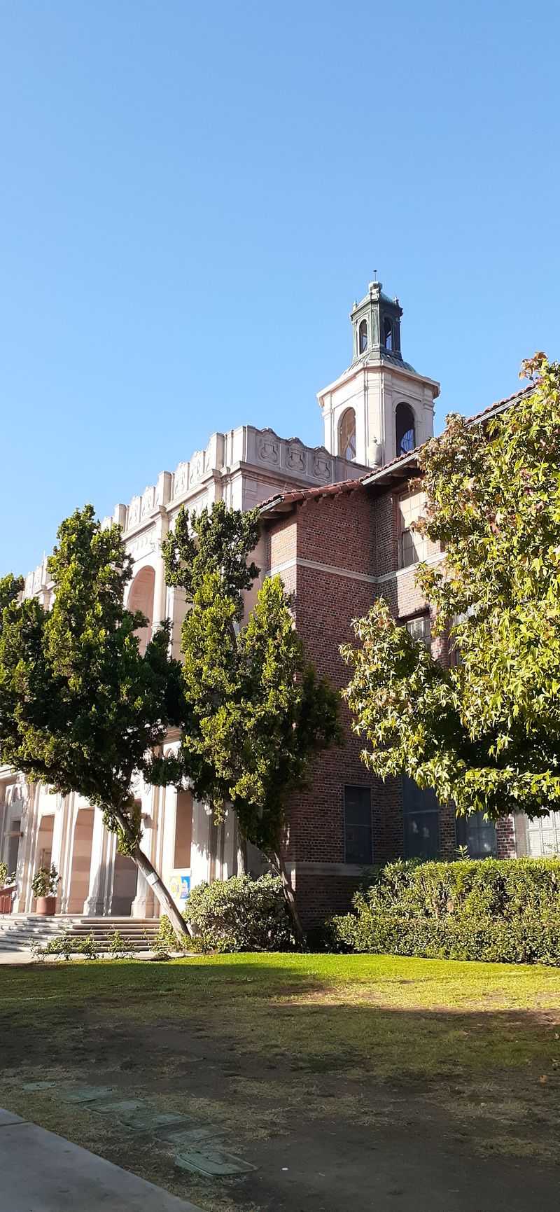 Alexander Hamilton High School (Los Angeles, CA)