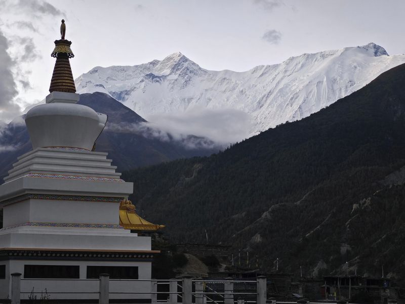 Nepal’s Annapurna Circuit & Temple Visits