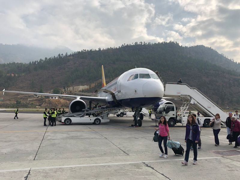 Landings are restricted to daylight + good visibility