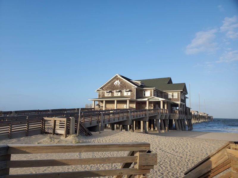 Jennette’s Pier: an “ocean classroom” with exhibits, programs, and classic pier strolling