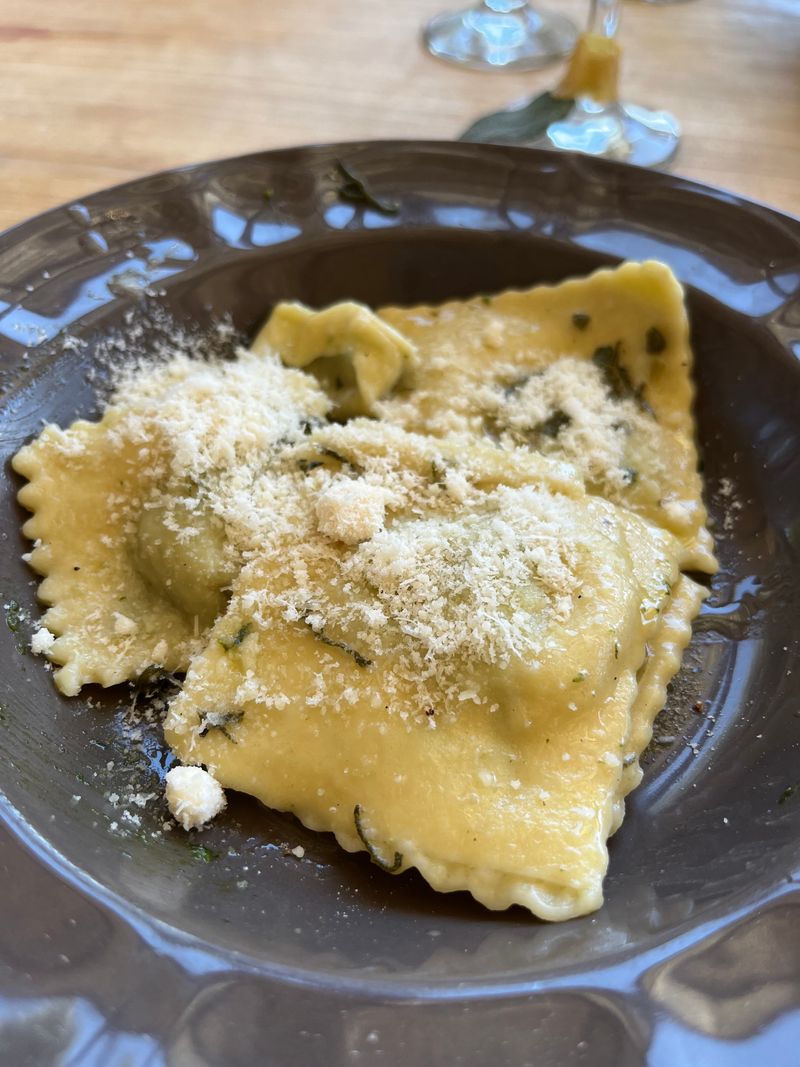 Tuscany, Italy — Countryside Romance & Culinary Delights