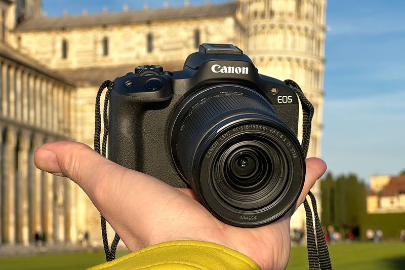 Canon EOS R50 Mirrorless (Beginner-Friendly Everyday)