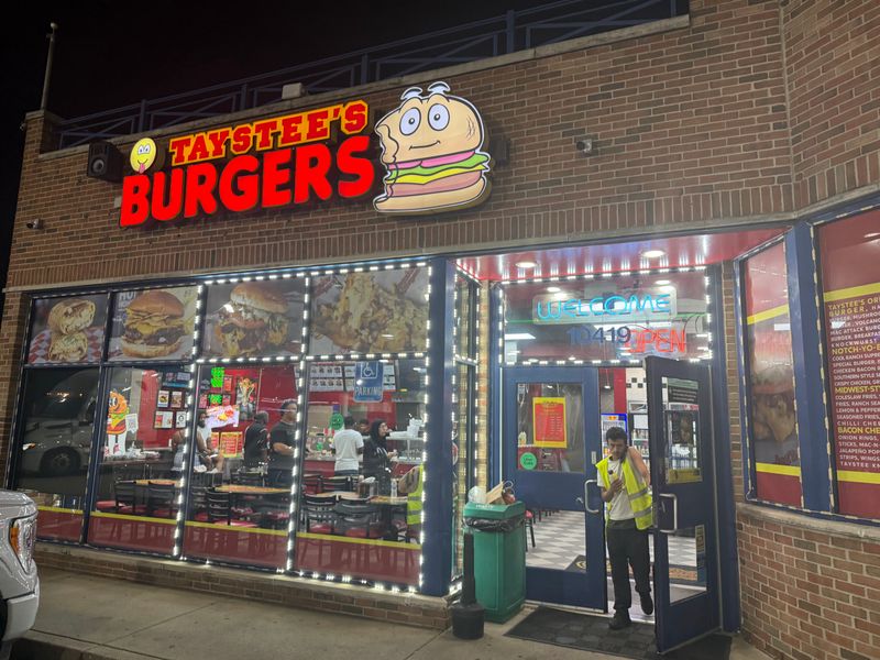 Taystee's Burgers (Dearborn)