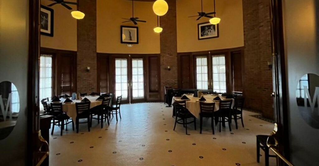North Carolina Evenings Come Alive at This Italian Dining Spot