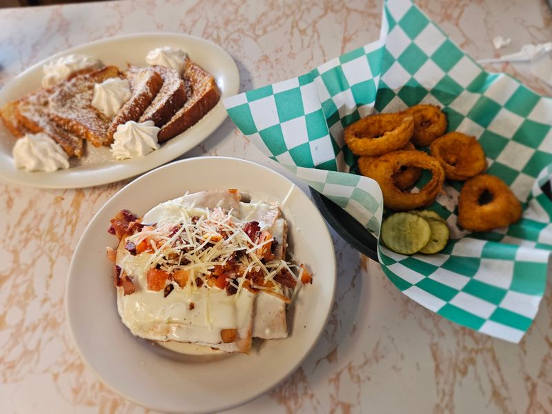 Wagner's Pharmacy (Diner)