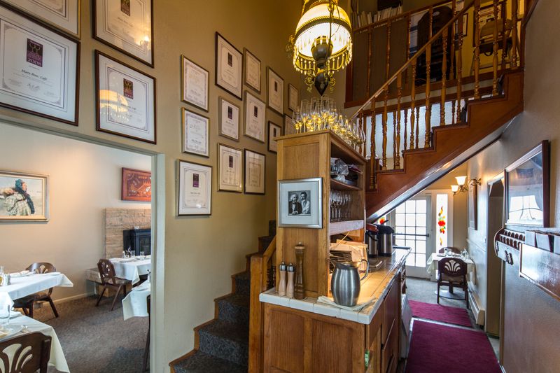 Marx Bros Café (Anchorage)